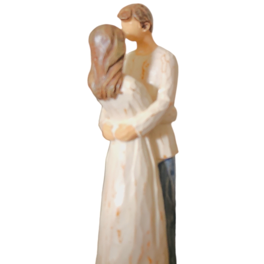Nordic Romance Statue of Man & Woman